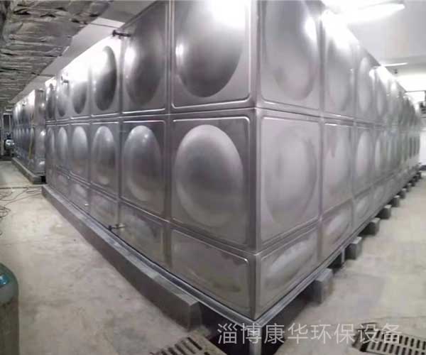 304不銹鋼水箱、不銹鋼板水箱